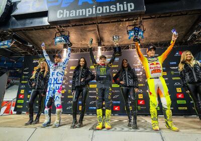 Supercross: a Detroit vincono Cooper Webb e Levi Kitchen