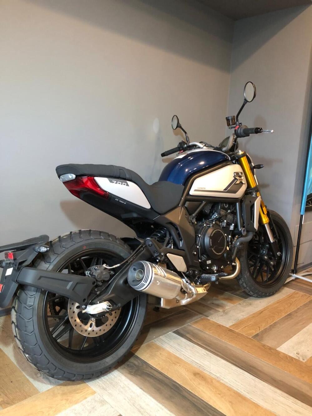 CFMOTO 700CL-X Heritage (2021 - 26) (3)