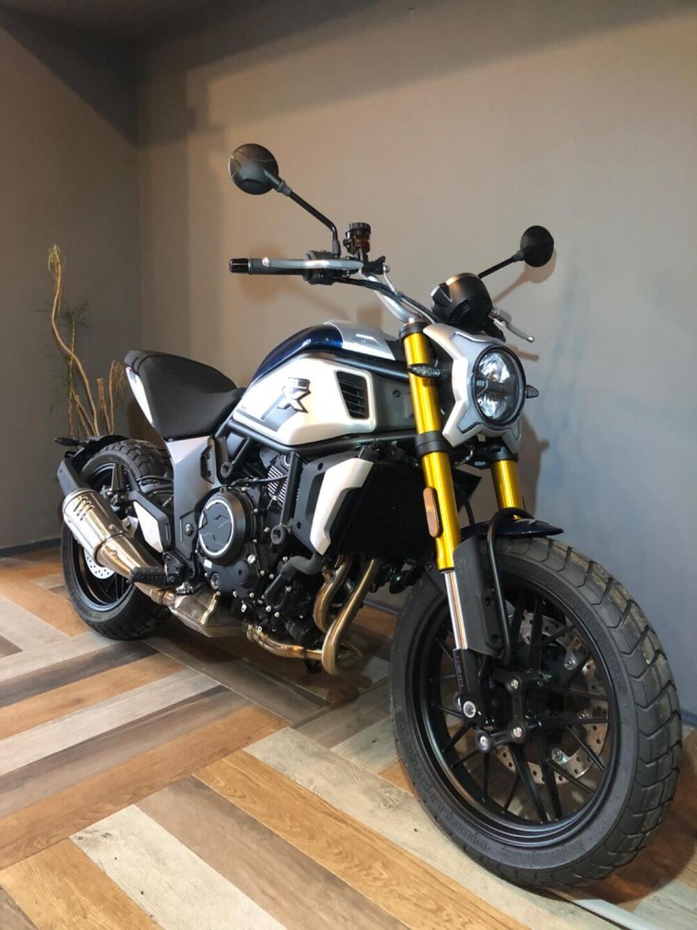 CFMOTO 700CL-X Heritage (2021 - 26) (4)