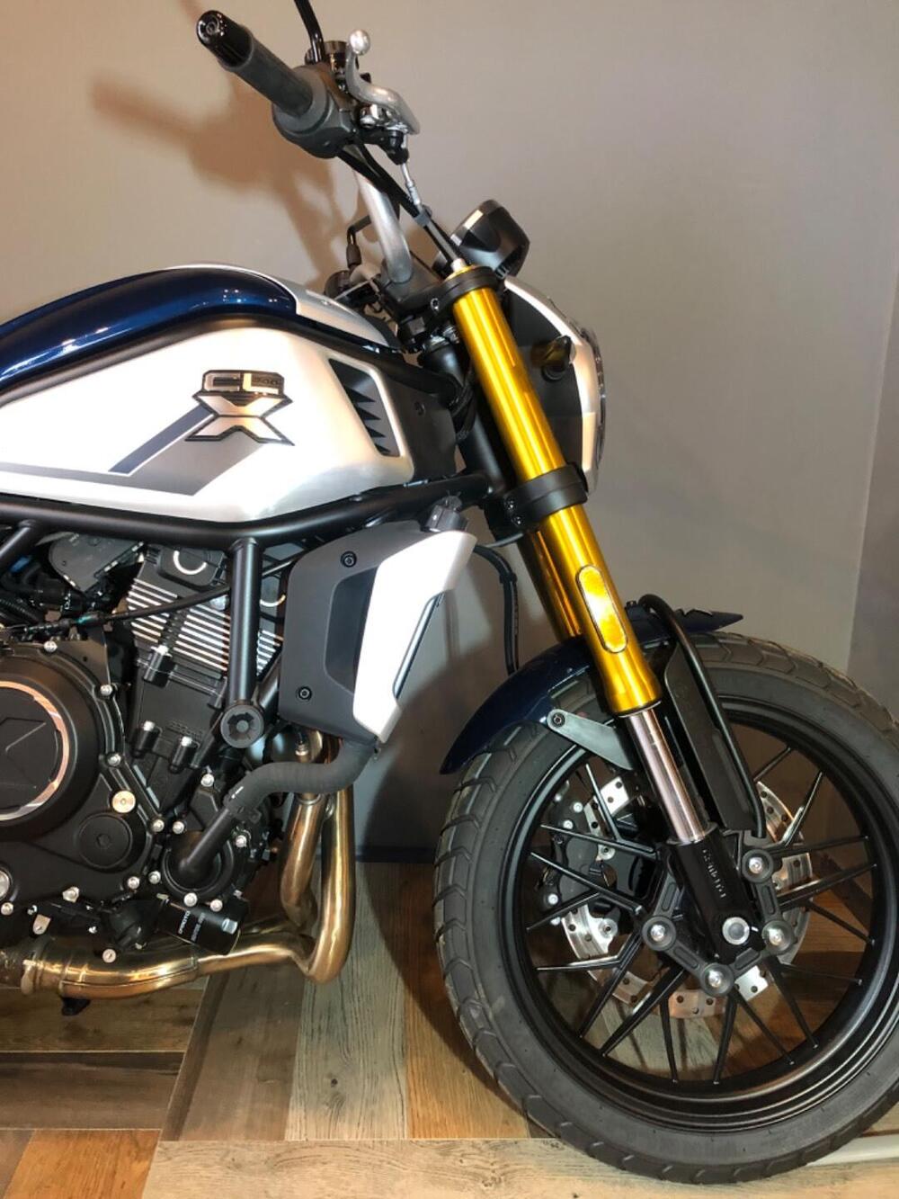 CFMOTO 700CL-X Heritage (2021 - 26) (6)