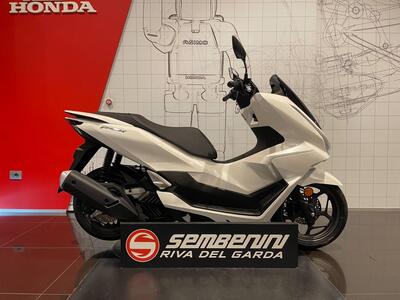 Honda PCX 125 (2025) nuova