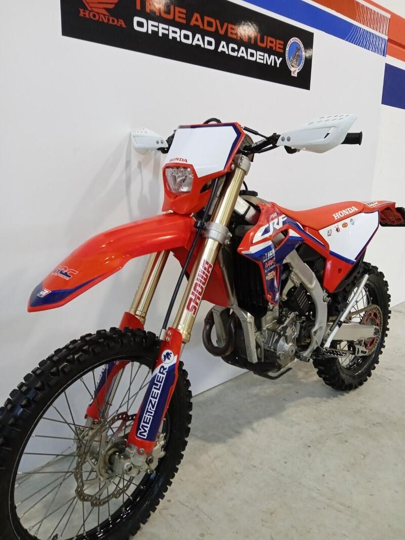 Honda CRF 250RX Enduro (2022) (4)