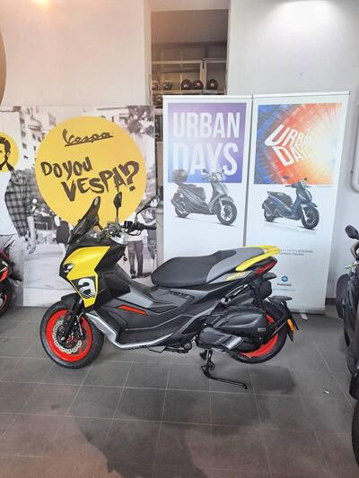 Aprilia SR GT 125 (2022 - 24) nuova