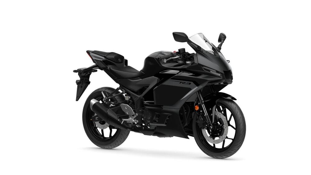 Yamaha YZF R3 (2025) (2)