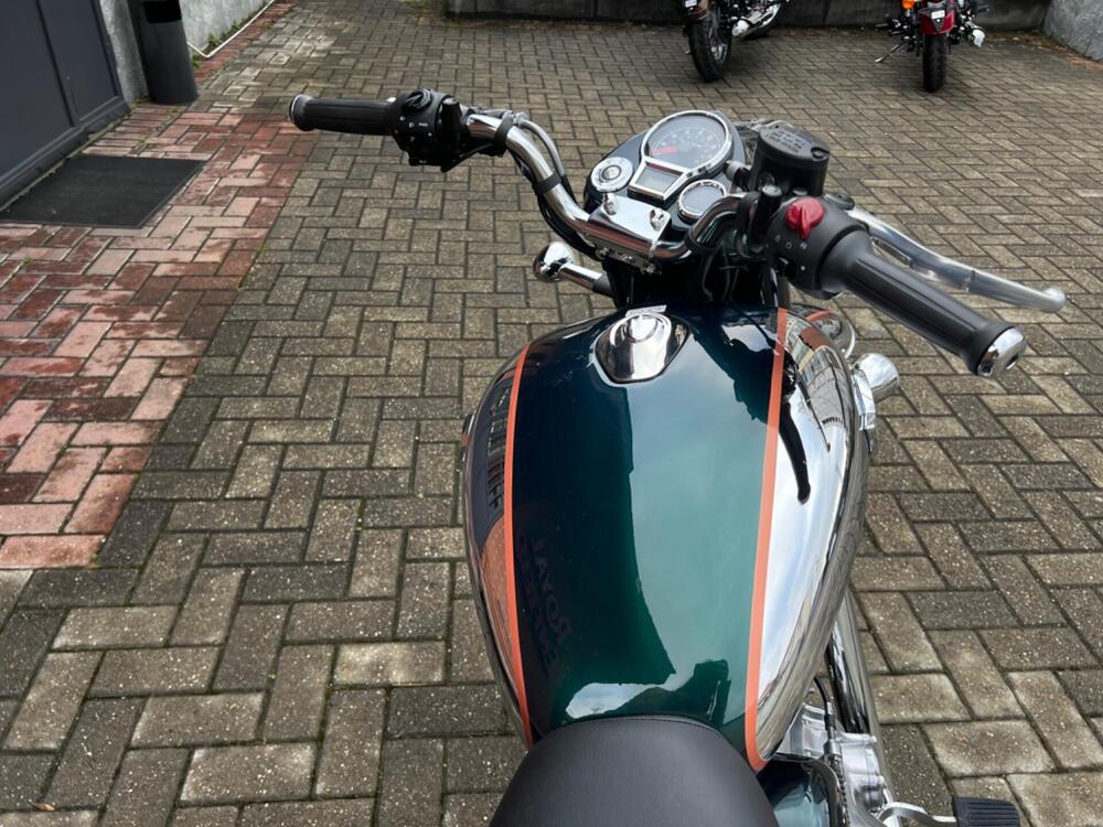 Royal Enfield Classic 350 (2021 - 26) (4)