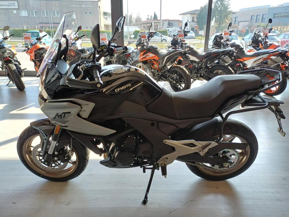 CFMOTO 700MT (2024 - 26) (2)