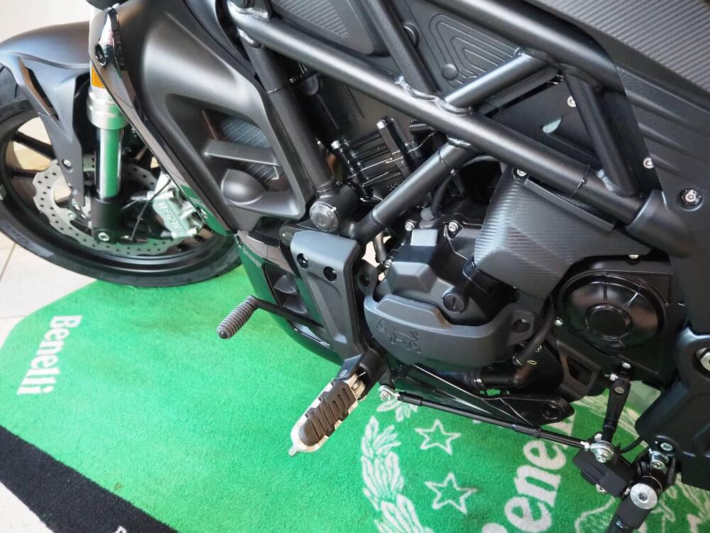 Benelli 502 C (2021 - 25) (14)