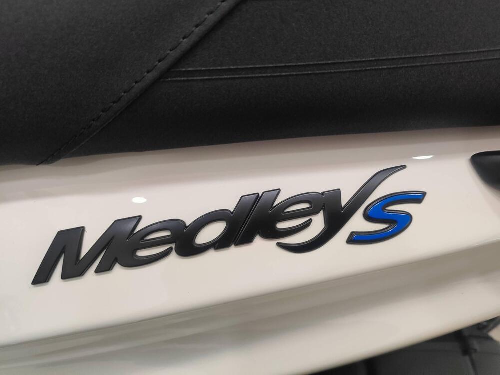 Piaggio Medley 125 S (2025) (2)