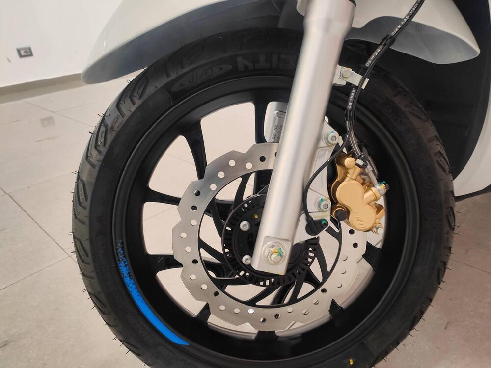 Piaggio Medley 125 S (2025) (7)