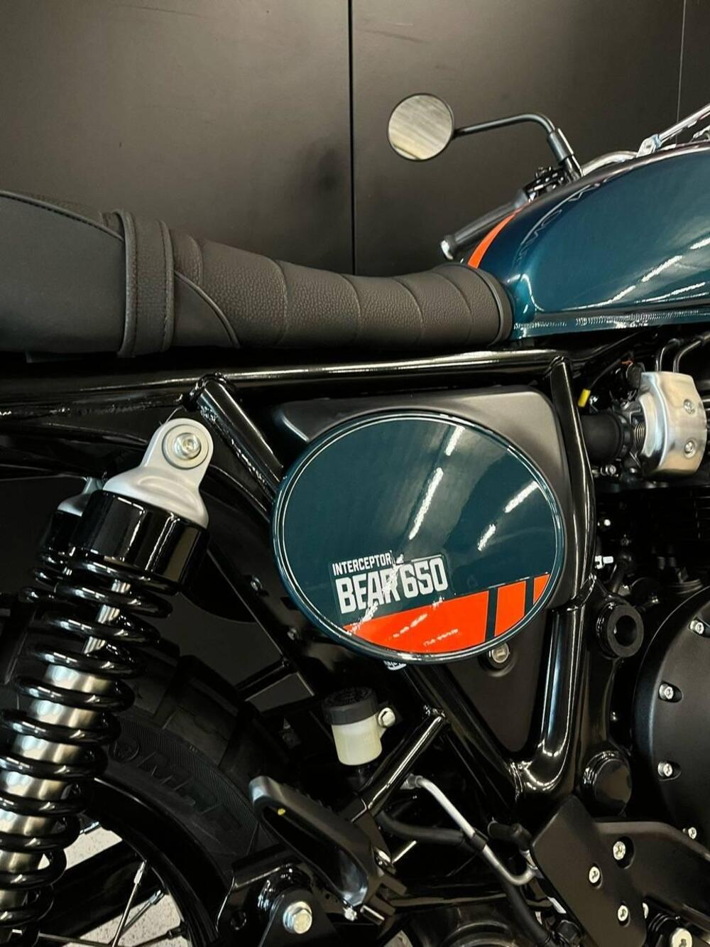 Royal Enfield Bear 650 (2025 - 26) (9)