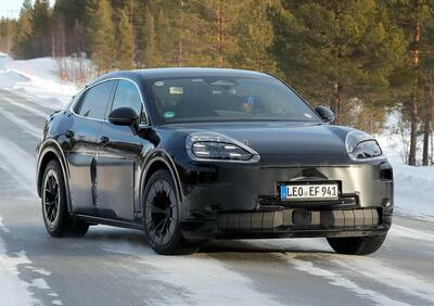 Porsche Cayenne Coupé: ecco com'è vista da vicino, grazie alle nuove foto spia