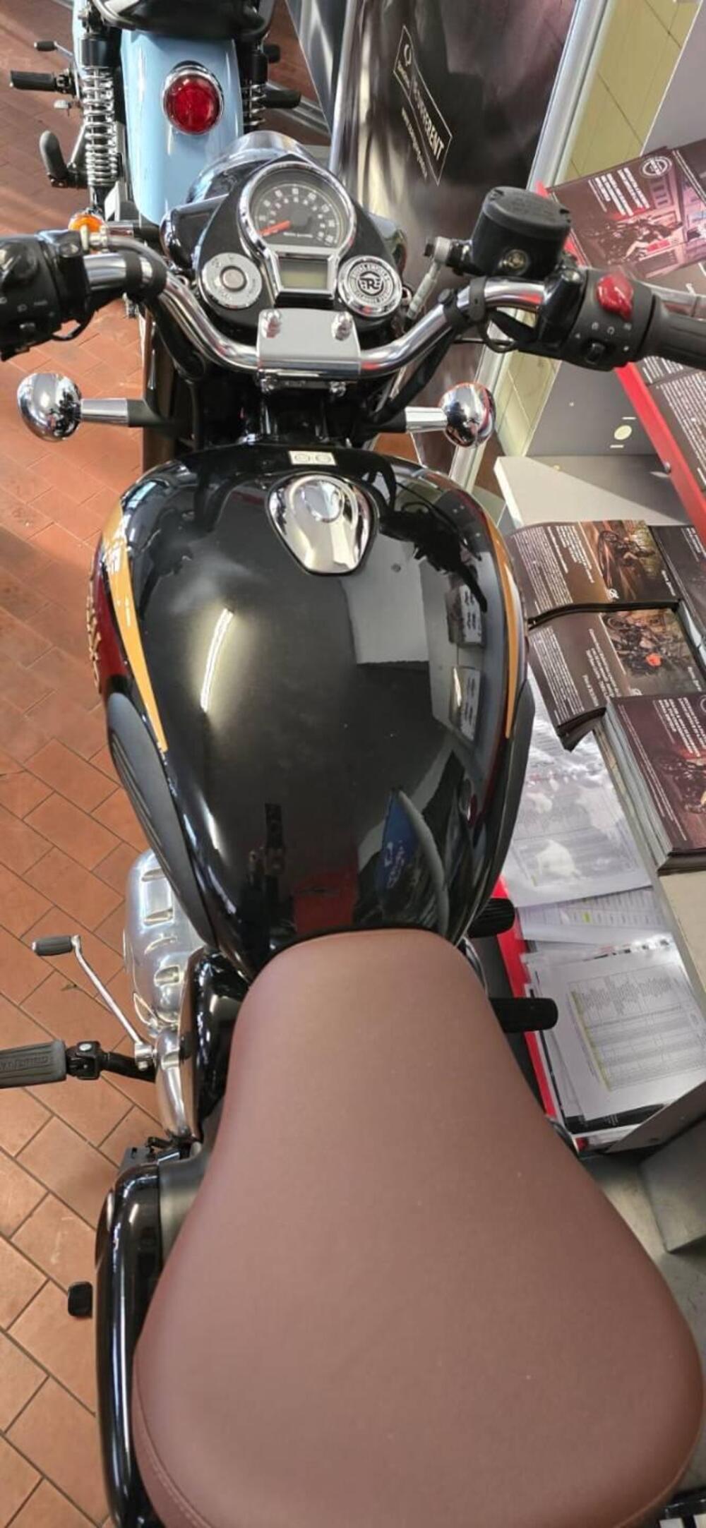 Royal Enfield Classic 350 (2021 - 26) (4)