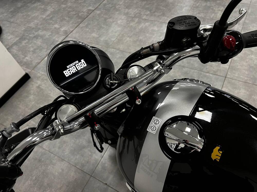 Royal Enfield Bear 650 (2025 - 26) (4)