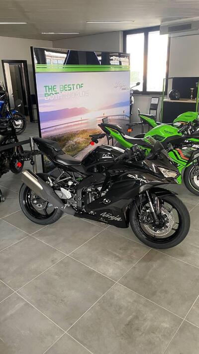 Kawasaki Ninja ZX-4R (2024 - 26) nuova
