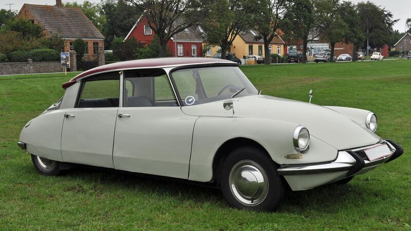 La Citroen DS del 1955, detto lo Squalo