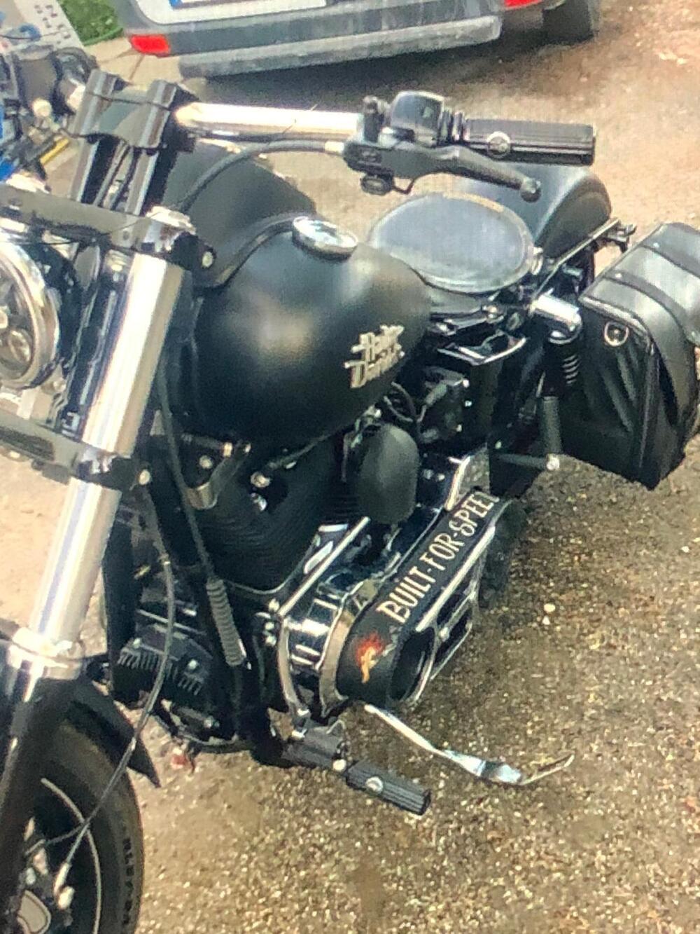 Harley-Davidson 1690 Street Bob Special (2015 - 16) - FXDB (7)