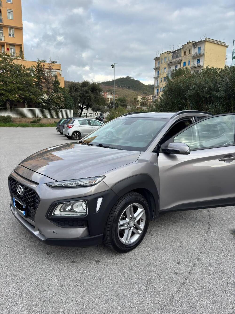 Hyundai Kona usata a Salerno (2)