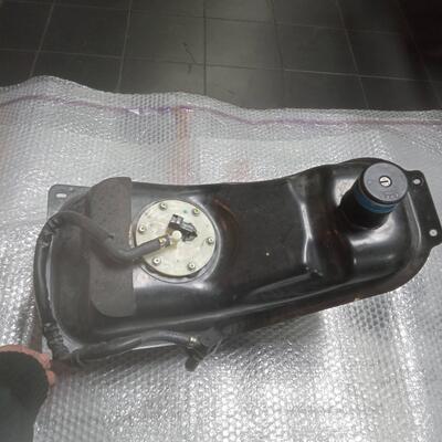 Serbatoio Kymco Downtown 125