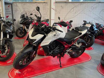 Honda CB 750 Hornet (2025) nuova