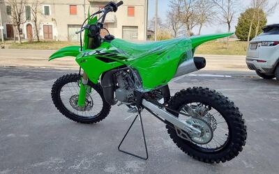 Kawasaki KX 85 II (2025) nuova