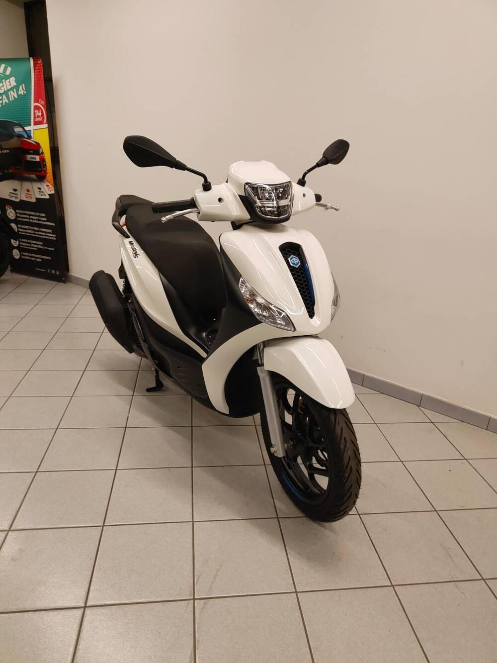 Piaggio Medley 200 S (2025 - 26) (5)
