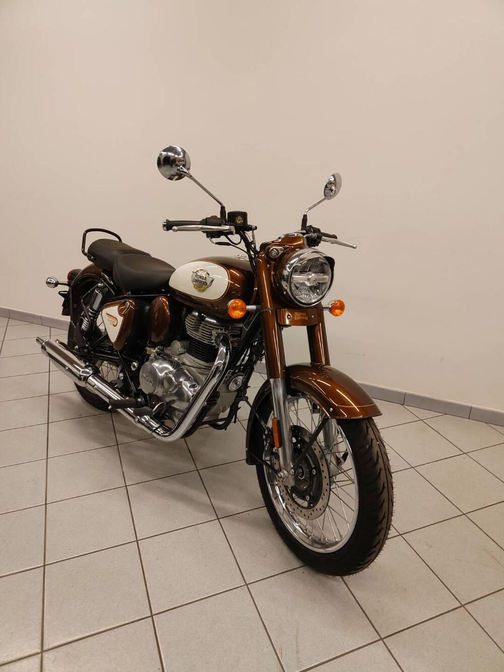 Royal Enfield Classic 350 (2021 - 26) (4)