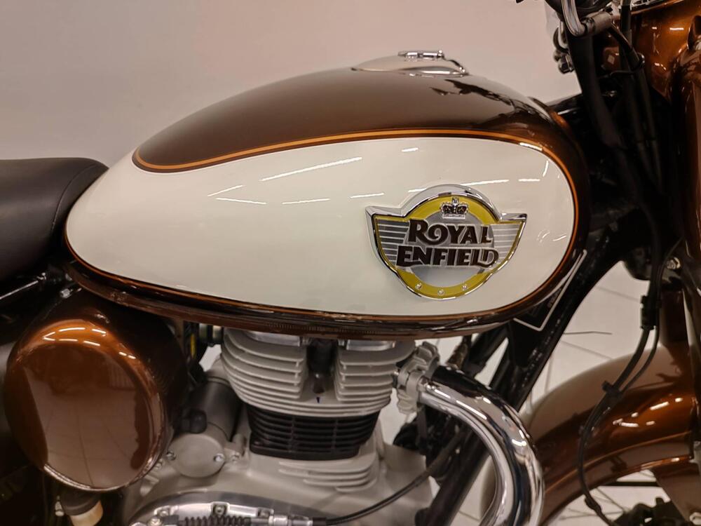 Royal Enfield Classic 350 (2021 - 26) (9)