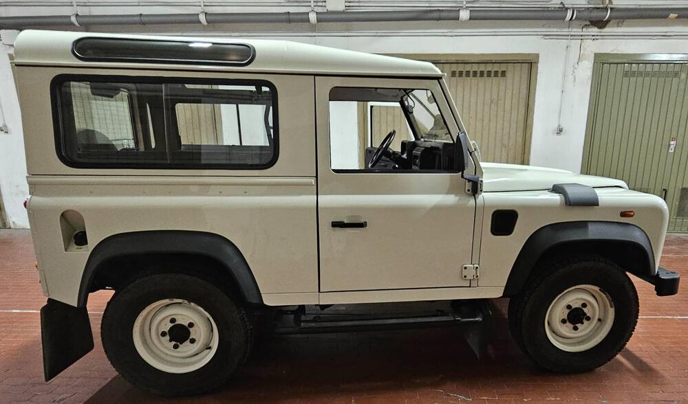 Land Rover Defender usata a Imperia (2)