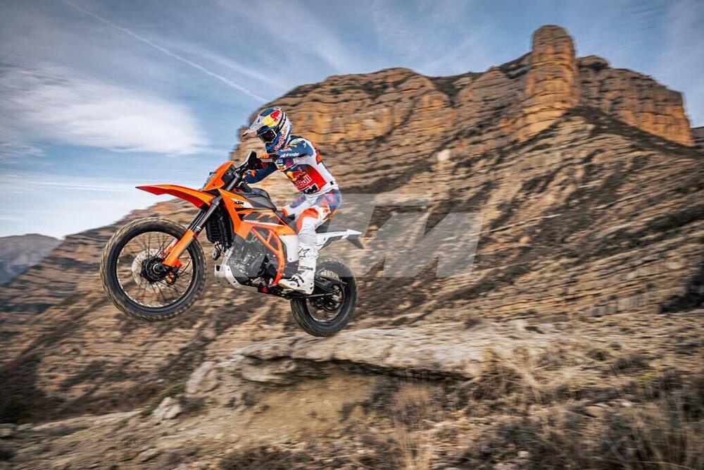 KTM 125 Enduro R (2025 - 26) (15)