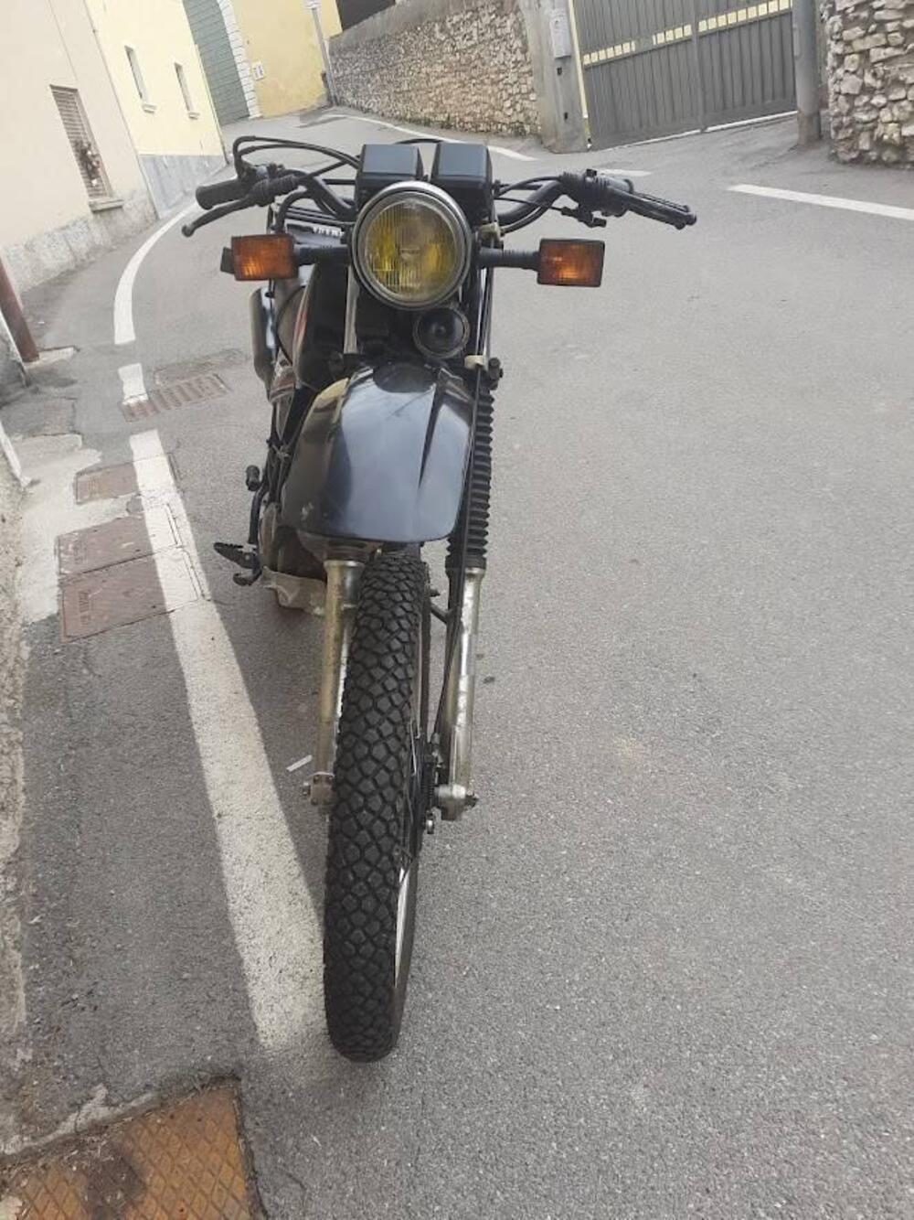 Yamaha xt 550 (3)