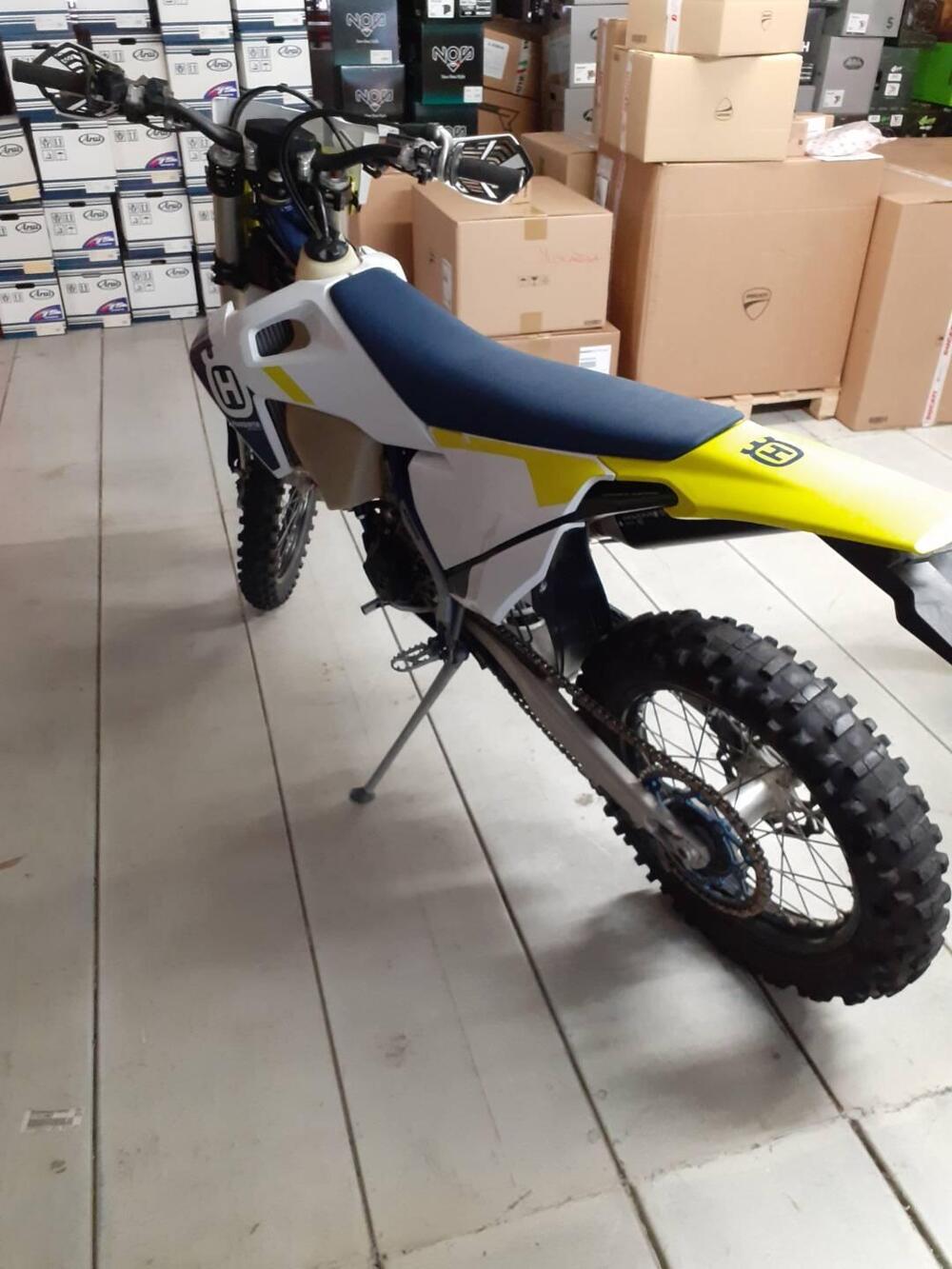 Husqvarna FE 250 (2023) (3)