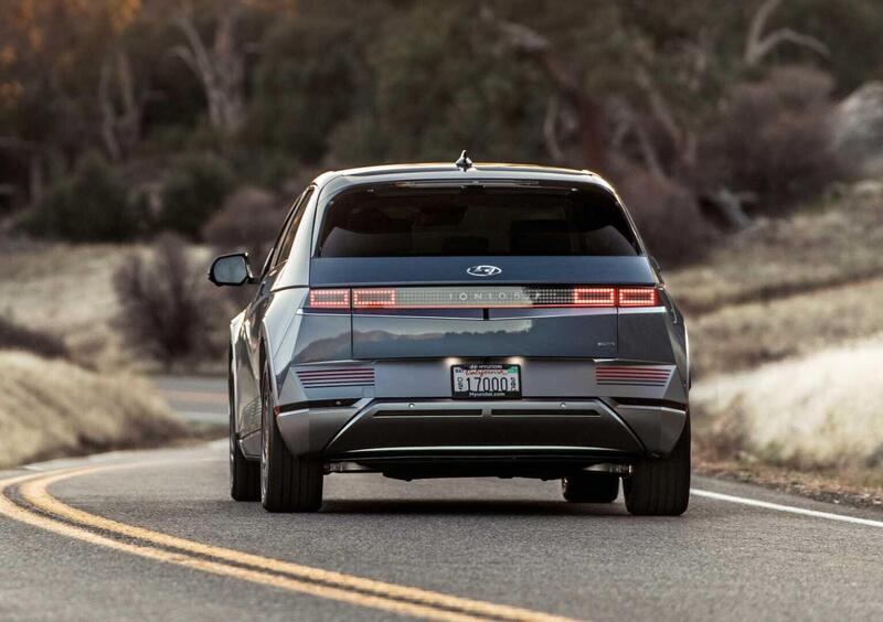 Hyundai Ioniq 5 2024  (2024-->>) (4)