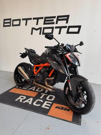 KTM 1290 Super Duke R (2020) usata