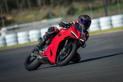 Ducati Panigale V2: rispondiamo alle vostre domande [VIDEO]