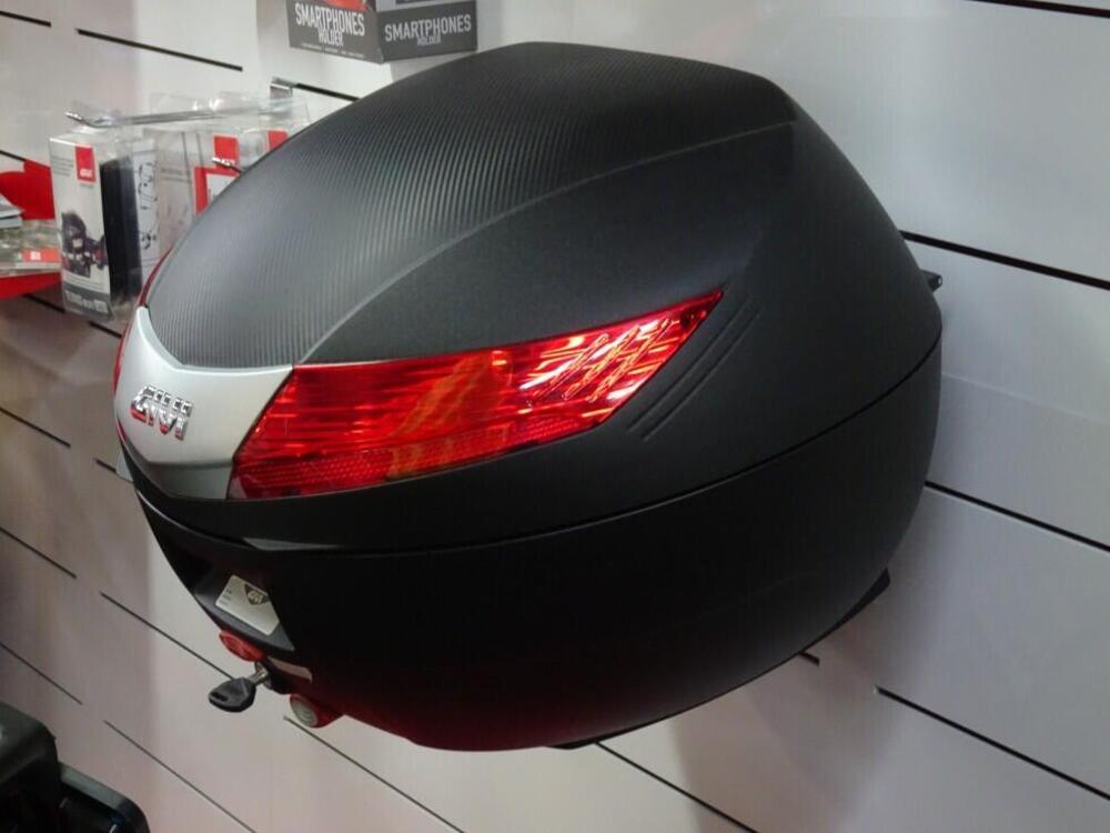 BAULETTO 40 Lt Givi (4)