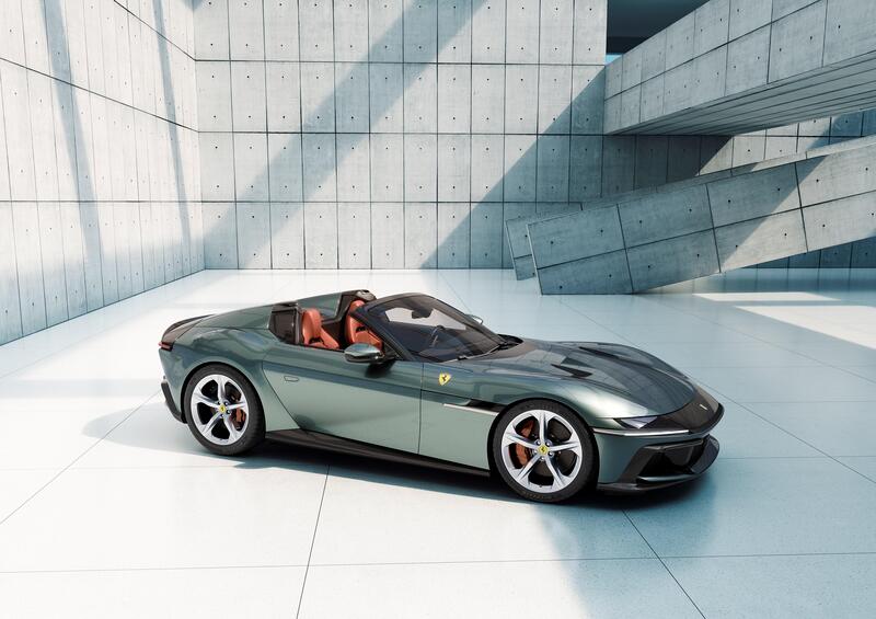 Ferrari 12Cilindri Spider: performance da supersportiva e suono da Grammy