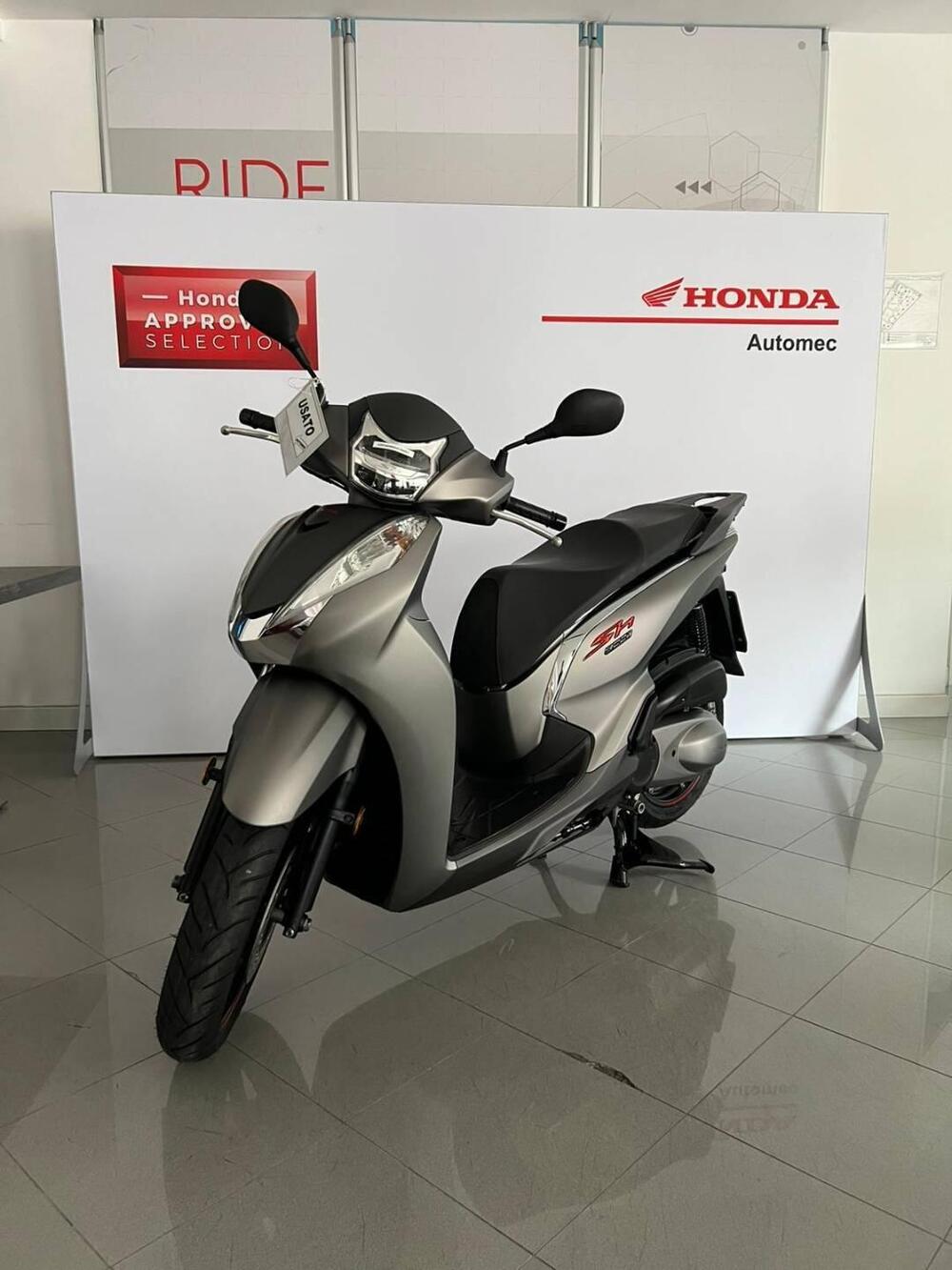 Honda SH 300 i Sport ABS (2018 - 20) (4)