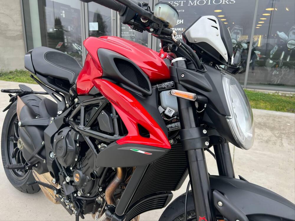 MV Agusta Dragster 800 R (2023 - 25) (9)