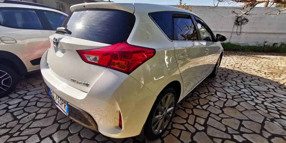 Toyota Auris usata a Lecce (8)