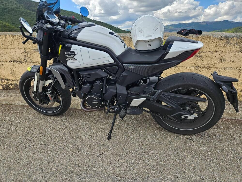 CFMOTO 700CL-X Sport (2022 - 26) (5)