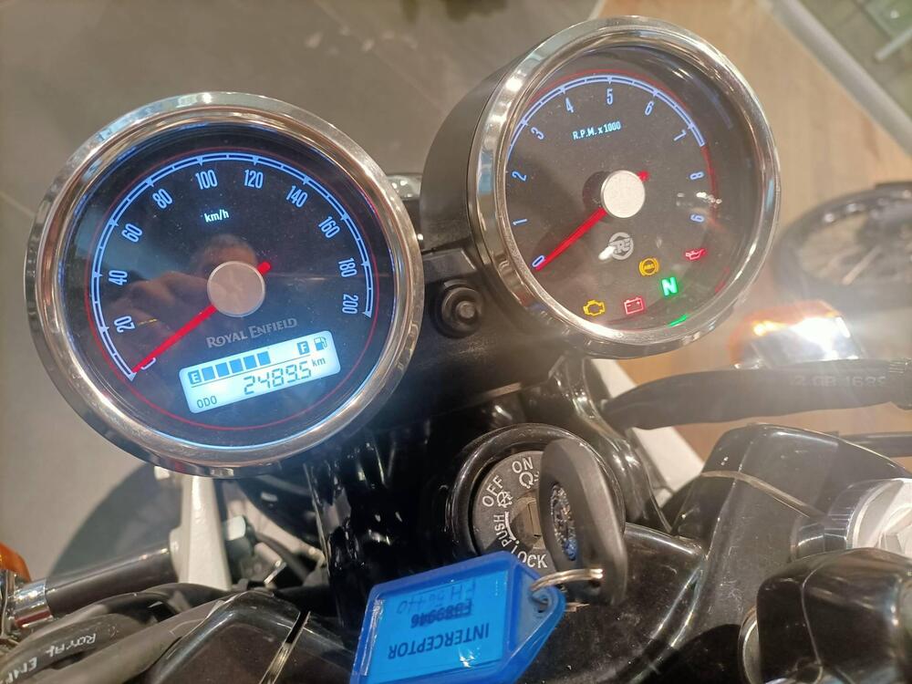 Royal Enfield Interceptor 650 (2021 - 25) (2)