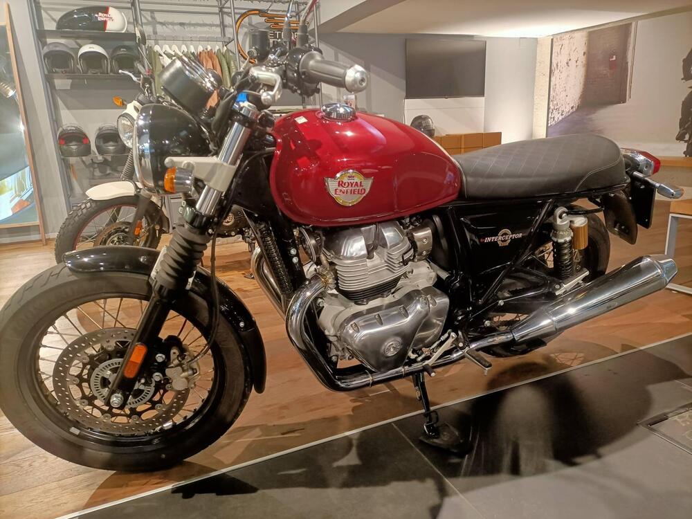 Royal Enfield Interceptor 650 (2021 - 25) (8)