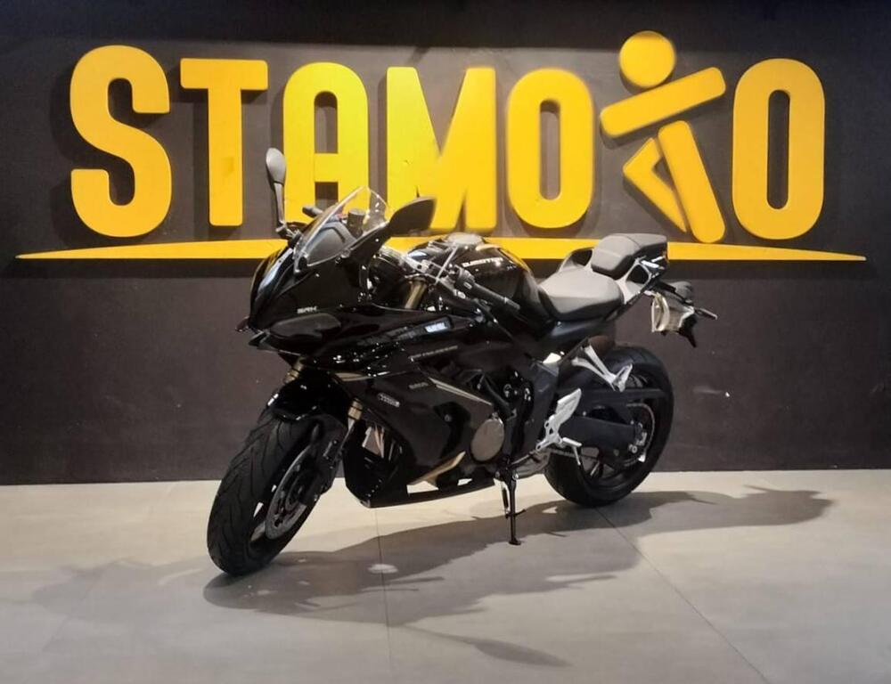 QJ Motor SRK 800 RR (2025) (4)