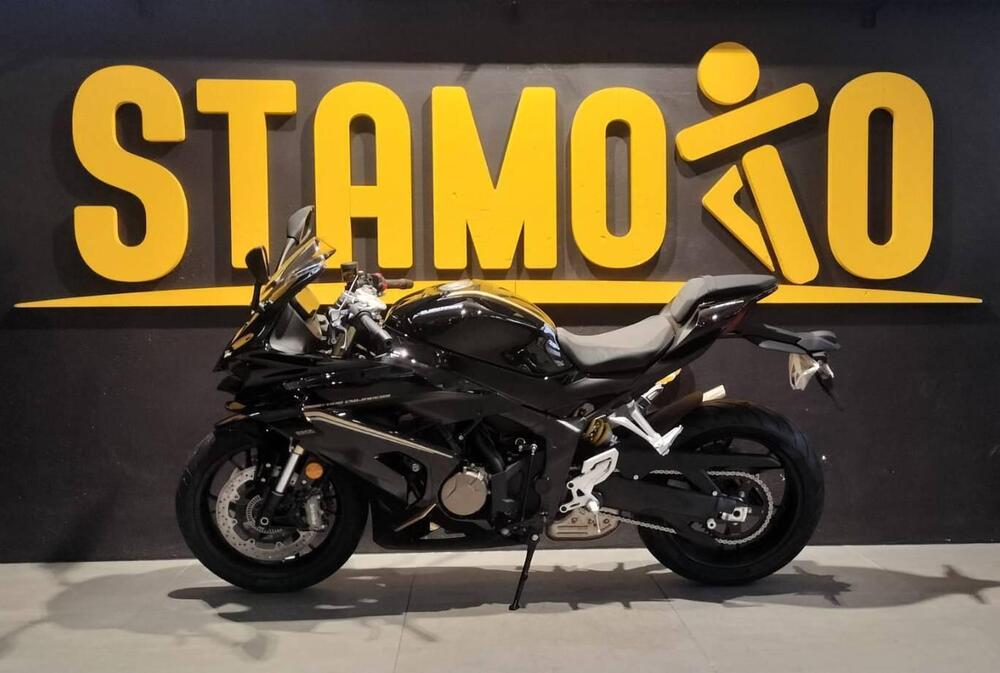 QJ Motor SRK 800 RR (2025) (5)