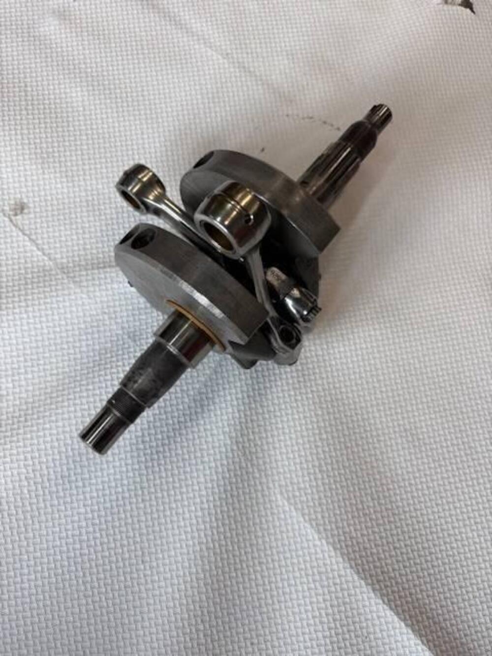 ALBERO MOTORE COMPLETO DUCATI MONSTER S2R 800 2006 (3)