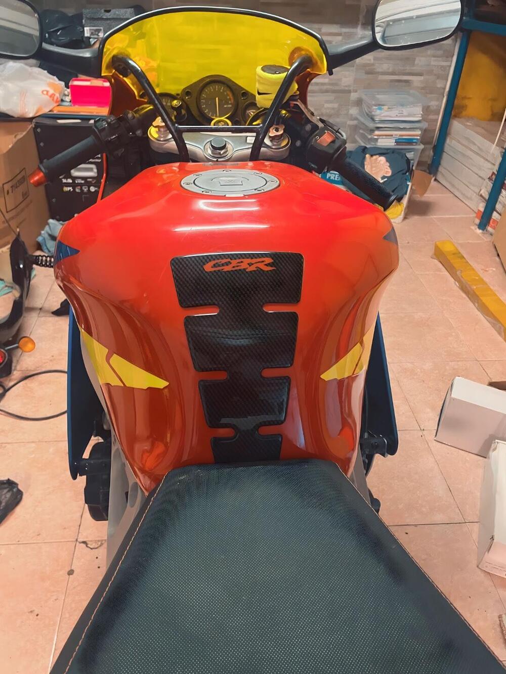 Honda CBR 900 RR (1996 - 97) (4)