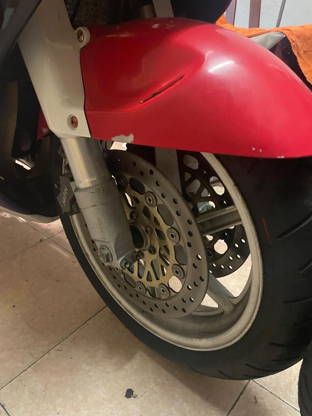 Honda CBR 900 RR (1996 - 97) (7)