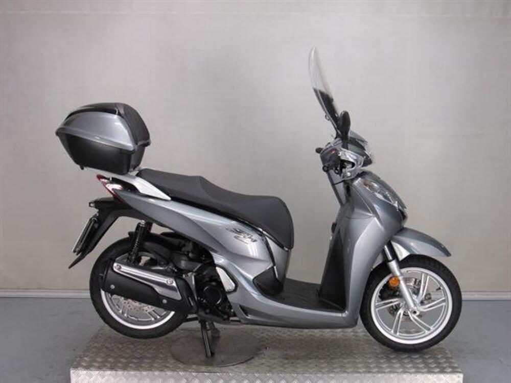 Honda SH 300 i ABS (2016 - 20)