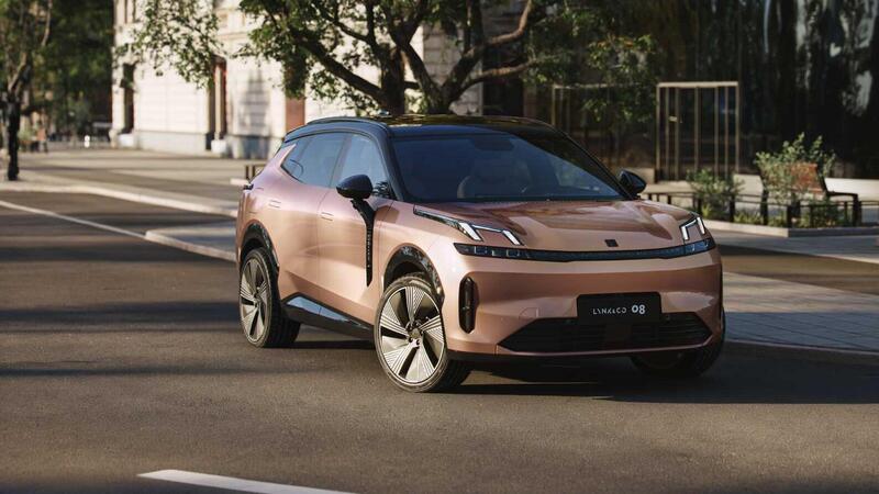 Lynk &amp; Co 08: l&#039;ibrida ricaricabile da 200 km di autonomia 