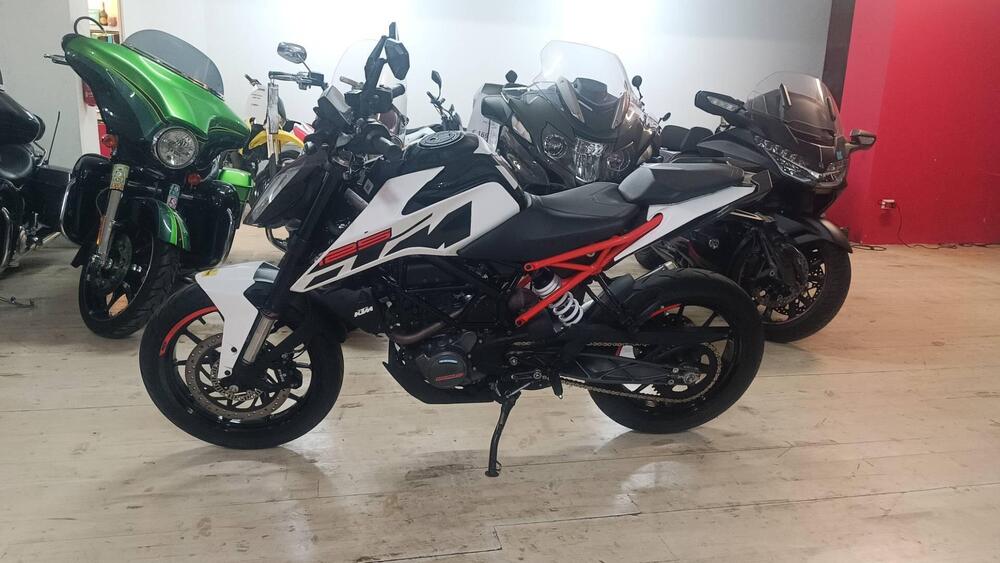 KTM 125 Duke (2021 - 23) (4)